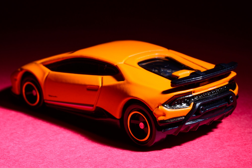 トミカのミニカー、ランボルギーニウラカンペルフォルマンテのオリジナル画像4枚目 ©️Hiroyuki Onuma